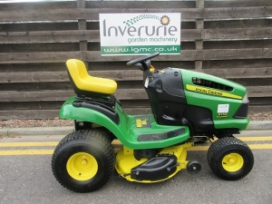 John Deere X110 - u032884 - 1